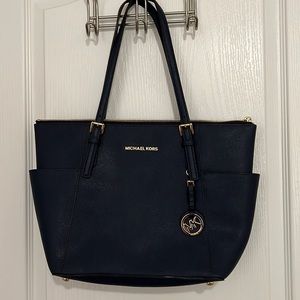 Authentic MK Jet Set East West Zip Top Tote